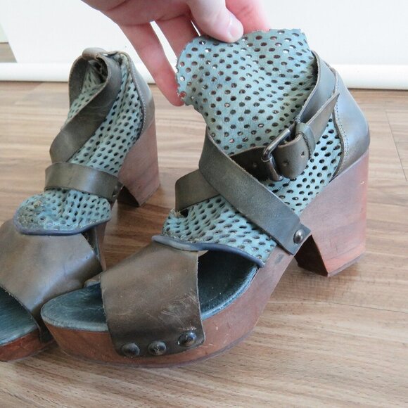 FREE PEOPLE Rendering Perforated Leather Buckle Heel Platform Clogs Boho 7.5 - Picture 9 of 14